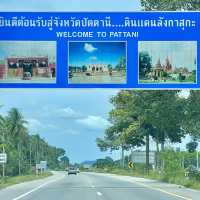 เป็นสถานที่ โบราณ อายุประมาณ 200 ปี  สวยงามโดดเด่น