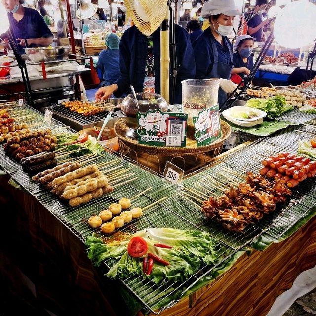 Foodie Heaven Assemble At IconSiam!