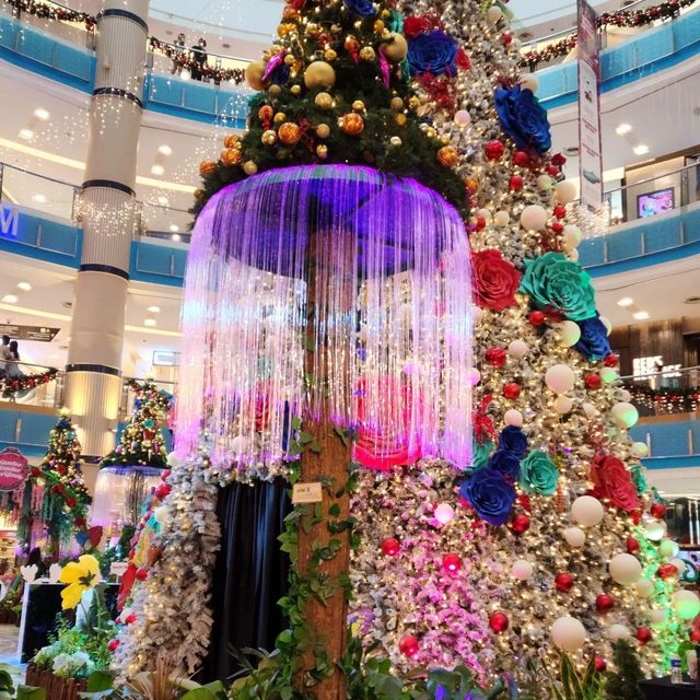 Sunway Pyramid Christmas Decor