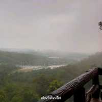 ทะเลหมอกในวัดเรืองแสง อุบลราชธานี