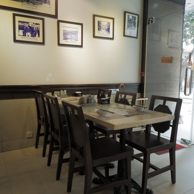 歌賦街隱蔽上海菜，午市套餐很豐富 