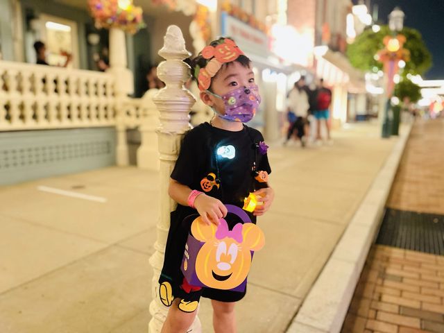 迪士尼萬聖節🎃限定活動，惡人show超有氣氛