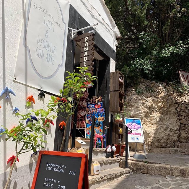 เข้าปราสาท Guadalest ไม่ทัน ได้ดูแค่ด้านนอก