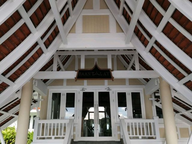 Pool access ที่อังสนา ลากูนา ภูเก็ต
