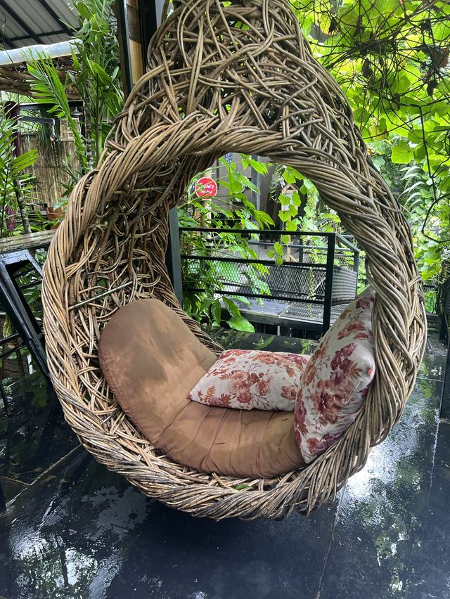 บ้านต้นไม้ คาเฟ่ The Tree House Café 