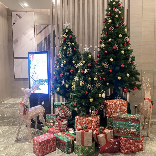 Holiday Inn City Centre’s Lobby 