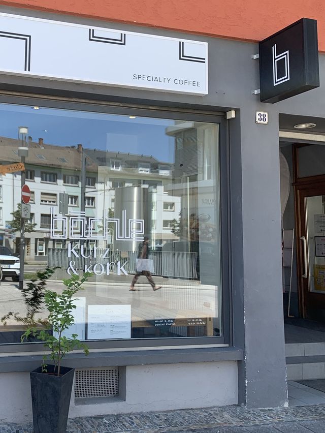 🇩🇪 독일 프라이부르크 - 커피가 맛있는 스페셜 티 카페 Bächle