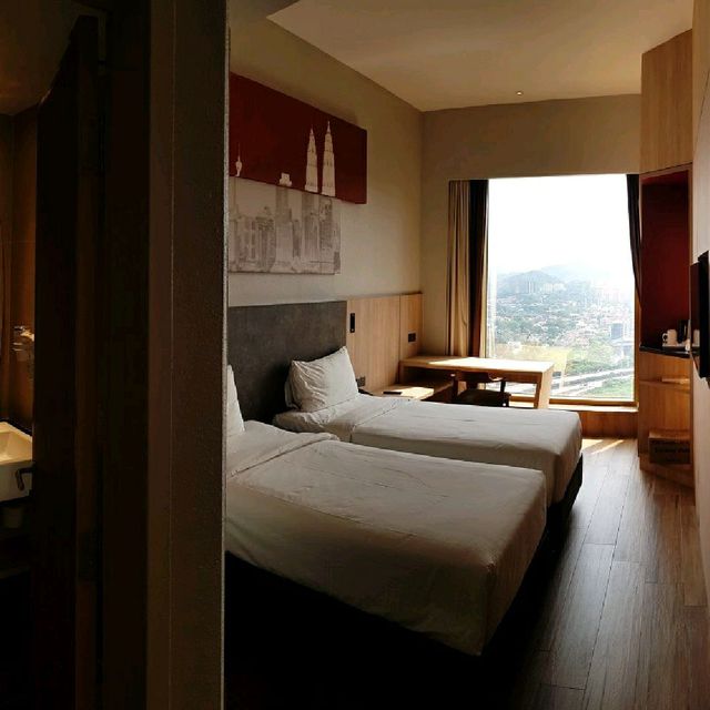 amazing days in a tower( ibis Kuala Lumpur)