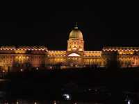 BUDA CASTLE ILLUMINATES 