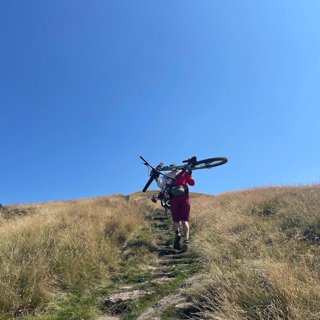 曼徹斯特 Peak District Derwent Edge 行山徑 超多打卡位