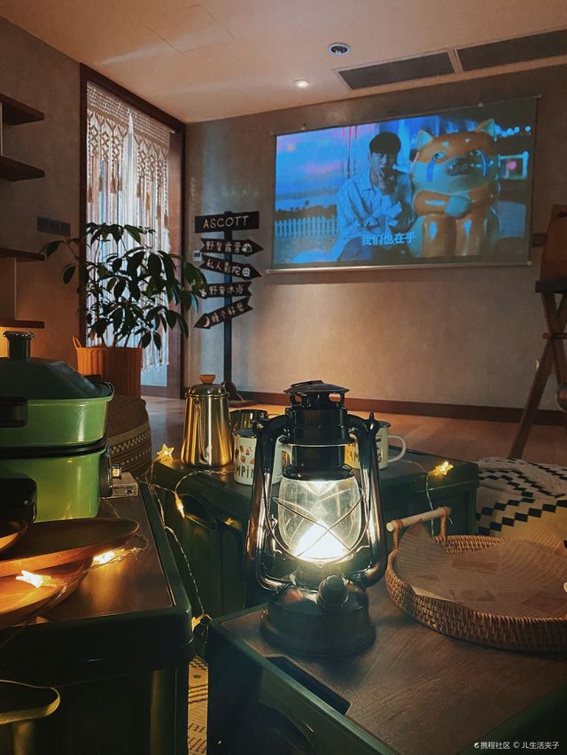 1-year-old baby can also stay in the camping-themed room, understood by moms and babies.
