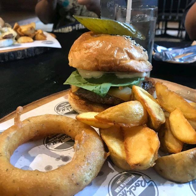 Rock me burger 