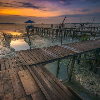 KARANG KERING BEACH : GRESIK