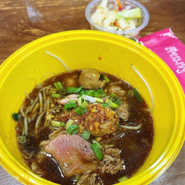 🐔🍜粉紅水門雞最新單品-勝利船麵