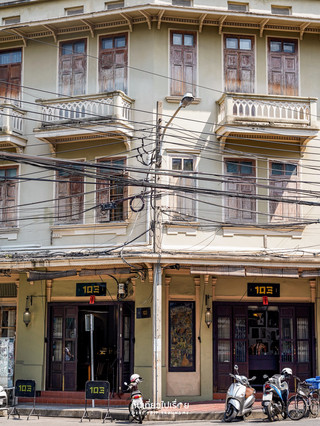 Hostel & Cafe ในตึกเก่าย่านเยาวราช