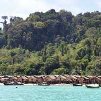หมู่บ้านมอแกน หมู่เกาะสุรินทร์ พังงา