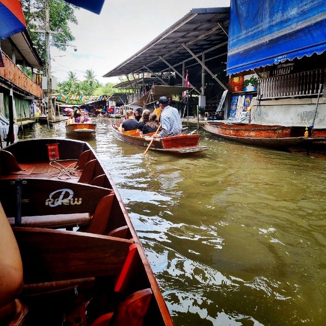Most Popular Floating Market(Damnoen)