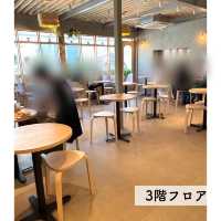 【新大久保】4階建ての韓国っぽカフェ🇰🇷Place/NE°