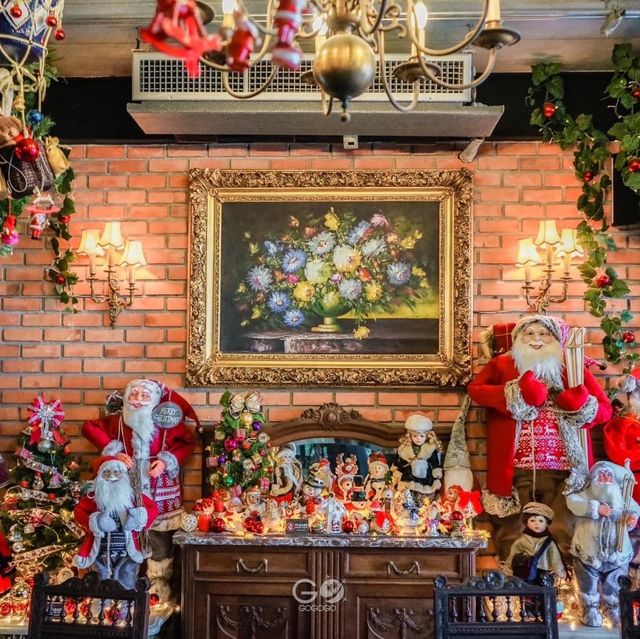 Hippo Cafe’&Restaurant ชลบุรี
