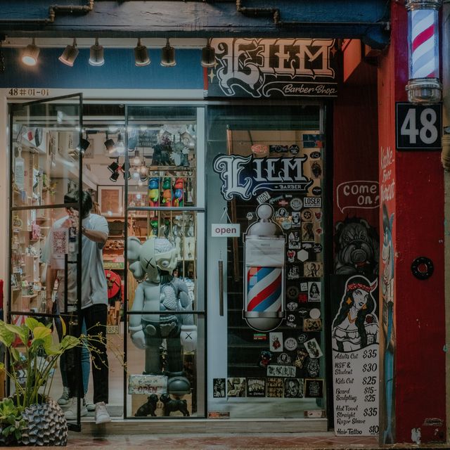 Haji Lane. A place of fashion and street art!