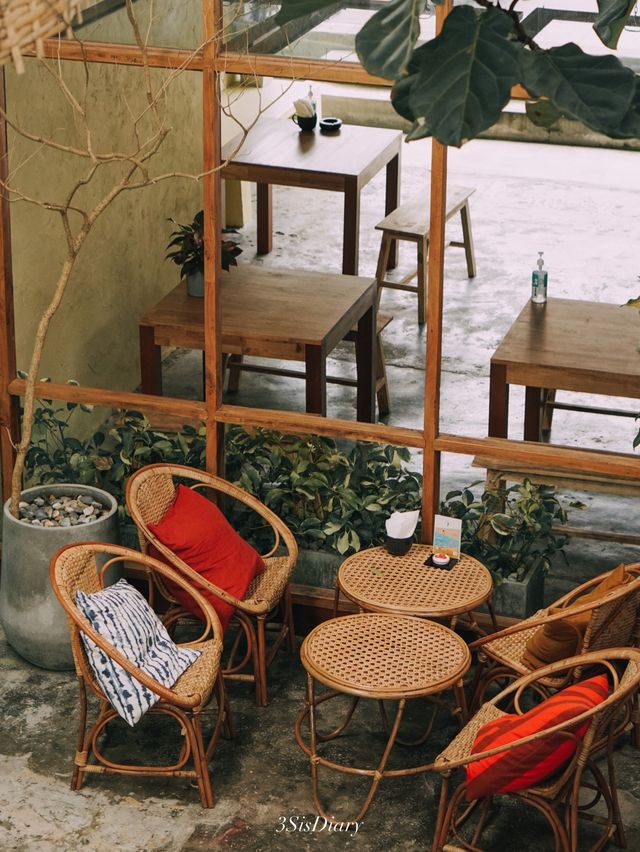- Café K.O.B- #สมุย #สุราษฎร์ธานี 🇹🇭🍞🥖🥐