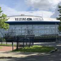 Veltins-Arena , SVĐ bóng đá trong nhà 