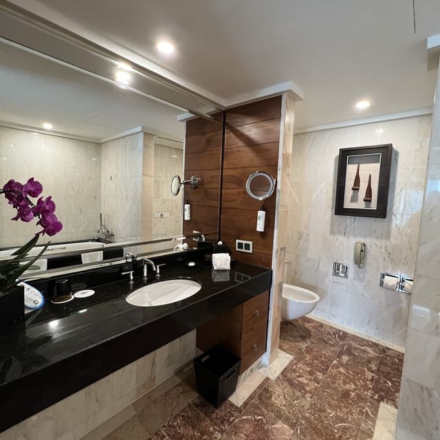 Club marina suite room