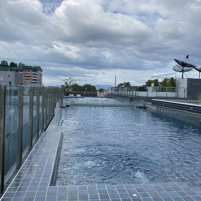 Stay with Nimman Rooftop pool and gym