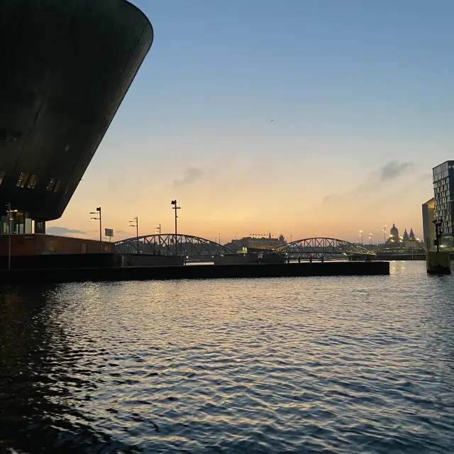 sunset boat cruise in Amsterdam canals