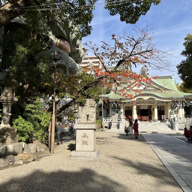 日本大阪景點推薦｜難波八阪神社，很特別的地方