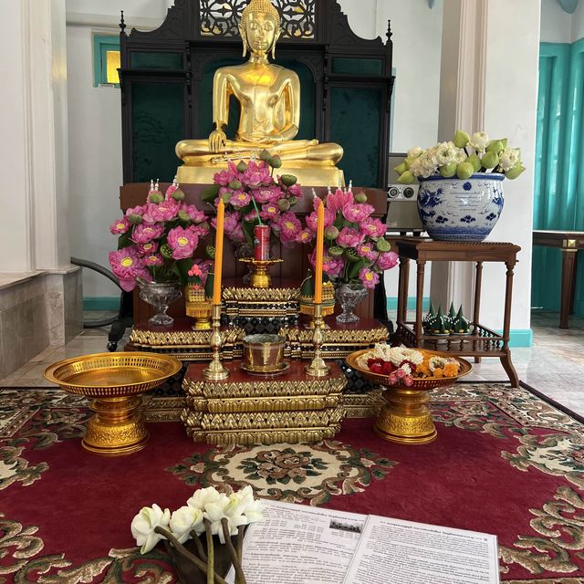 ไหว้พระวัดสุทัศน์