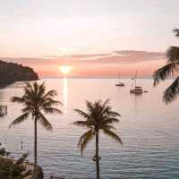To The Sea ที่พักบนหาดที่น้ำใสสุดบนเกาะกูด