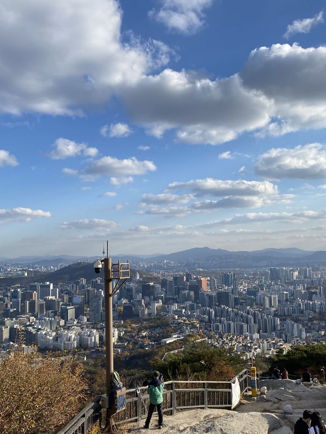 서울 도심 속 데이트 코스와 명산, ‘인왕산’