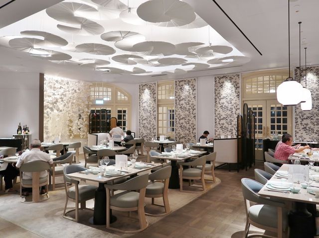 Chinese cuisine at Raffles Hotel Singapore