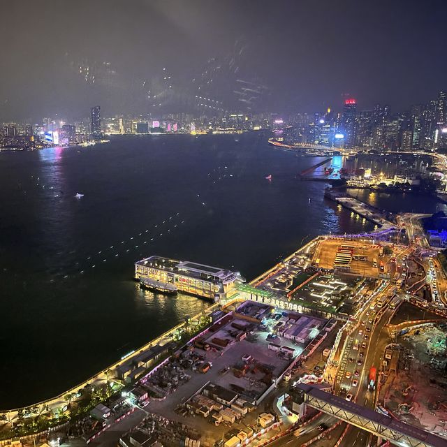 俯瞰灣仔海旁 - Renaissance Hong Kong