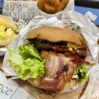 💕 人氣重量級班戟burger店
