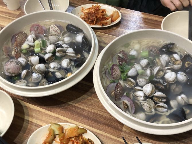 [해운대 맛집] 해운대31cm 해물칼국수 | 트립닷컴 부산 트래블로그