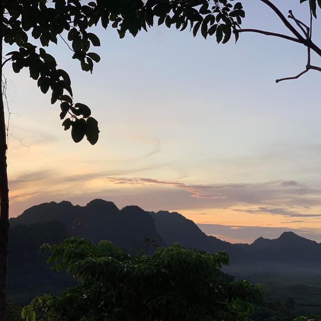 ควนมอญ