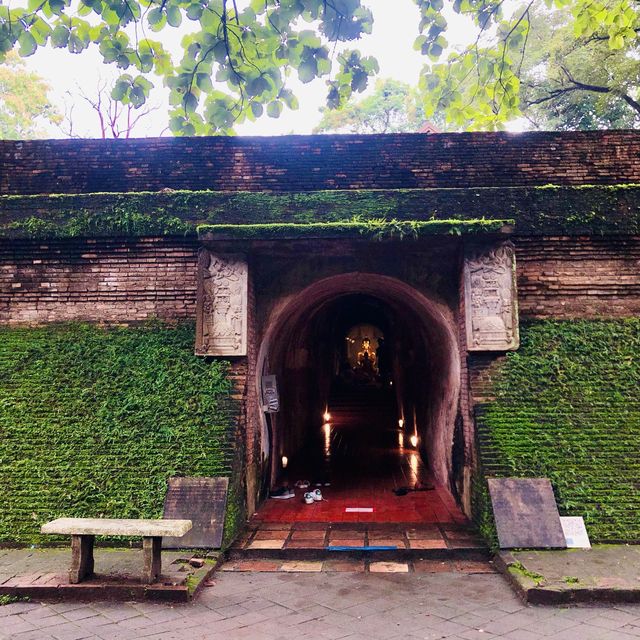 วัดอุโมงค์ สวยพุทธธรรม วัดเก่าแก่ของเชียงใหม่ 