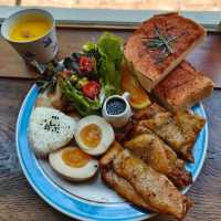 台中西區 ｜ MITAKA 3e Cafe 