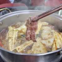 新鮮食材雞煲火鍋