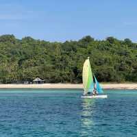 ล่องเรือเที่ยวเกาะทะลุใกล้ๆที่ ประจวบคีรีขันธ์ 