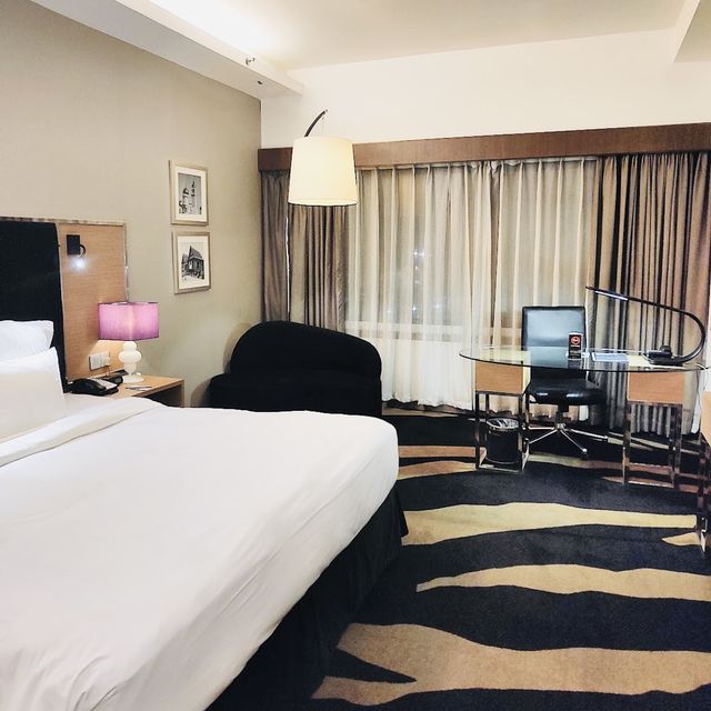 Quiet business hotel