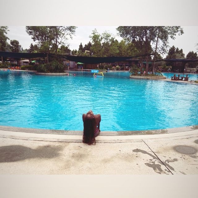 Deyang Bird Hill Restaurant and Pool!