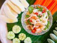 Ajindai Floating เรือนไทยกลางน้ำ 