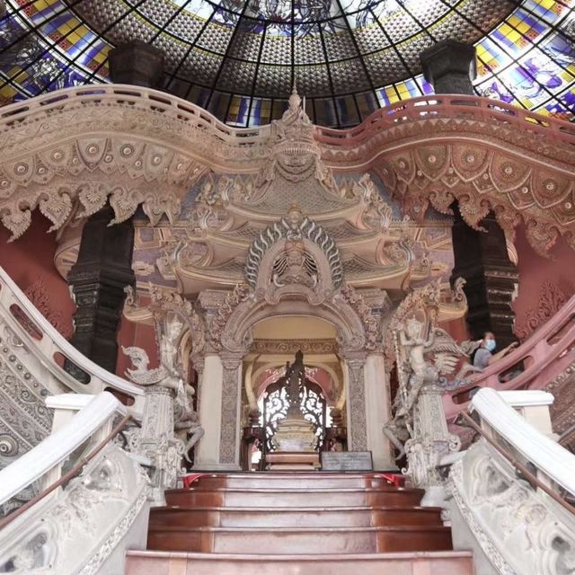 曼谷夢幻三頭象神博物館