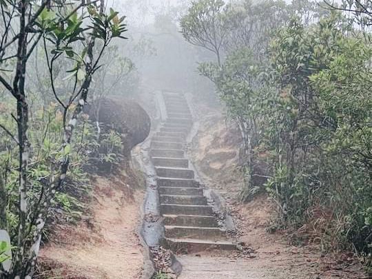 紅香爐峰