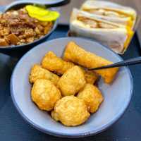 人氣台式小店|必食瀑布芝士吐司及古早味肉燥飯