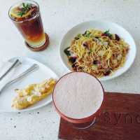Sync Coffee คาเฟ่ดัง..ในซอยลับๆริมหาดกมลา
