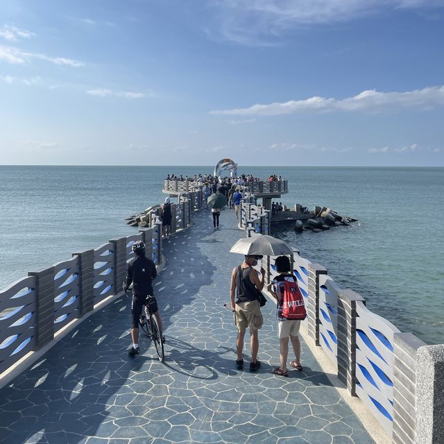 台北三芝 ｜ 芝蘭公園海上觀景平台+淺水灣海濱公園+公雞咖啡